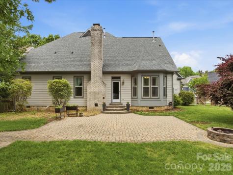 6909 Royce Court Charlotte NC 28277