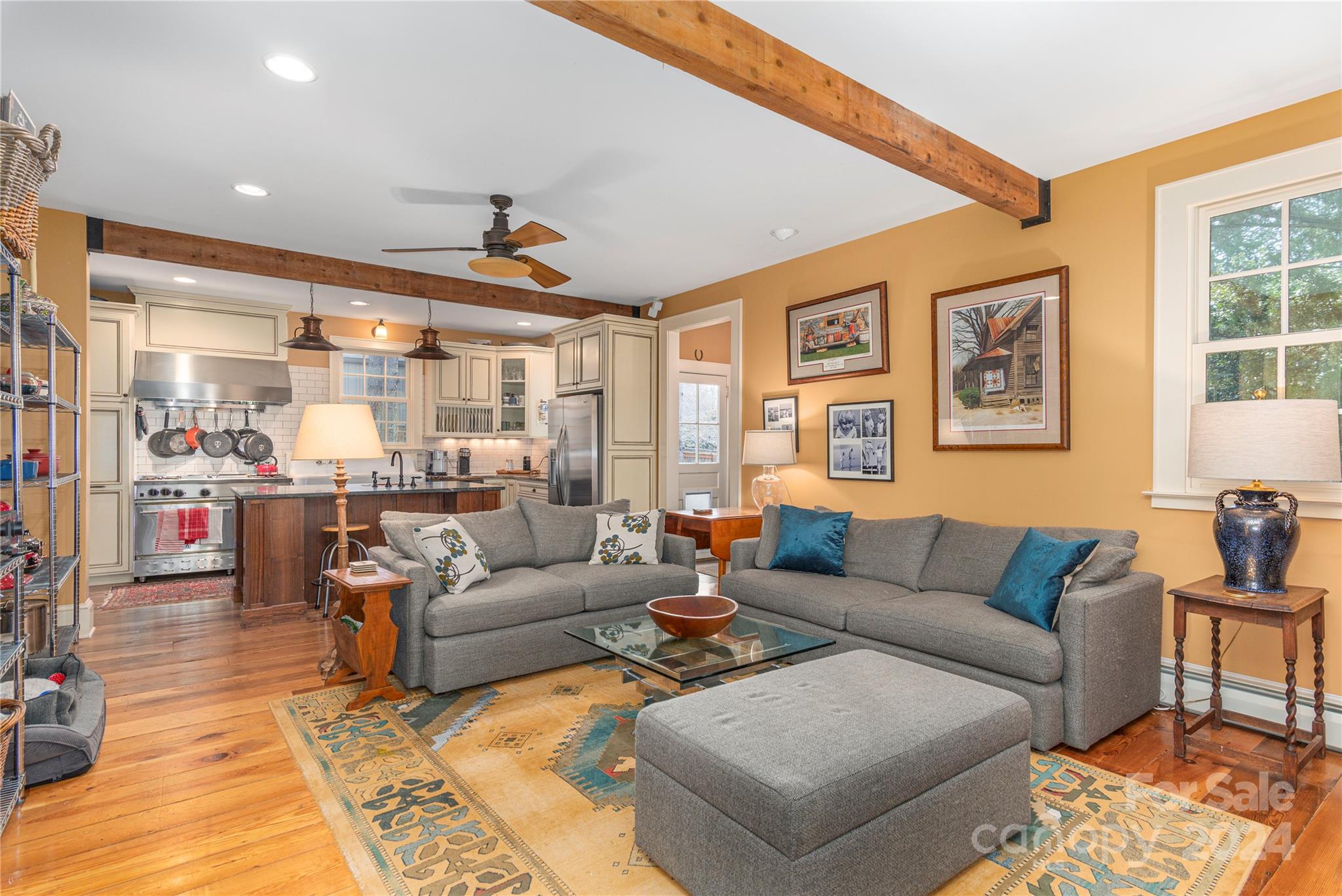3 Red Oak Road Asheville NC 28804