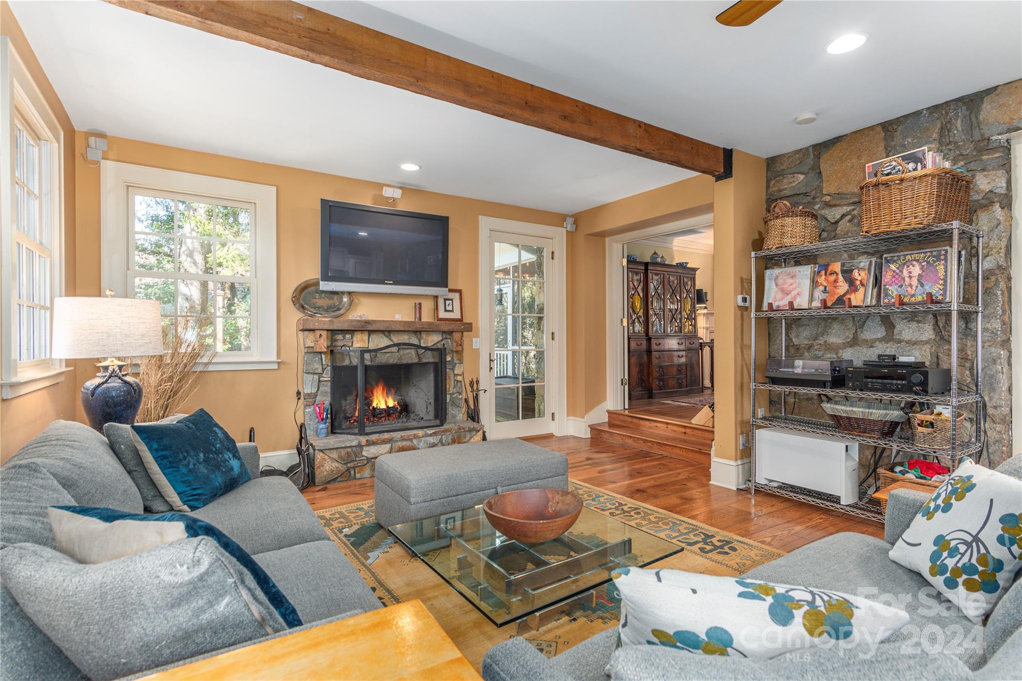 3 Red Oak Road Asheville NC 28804