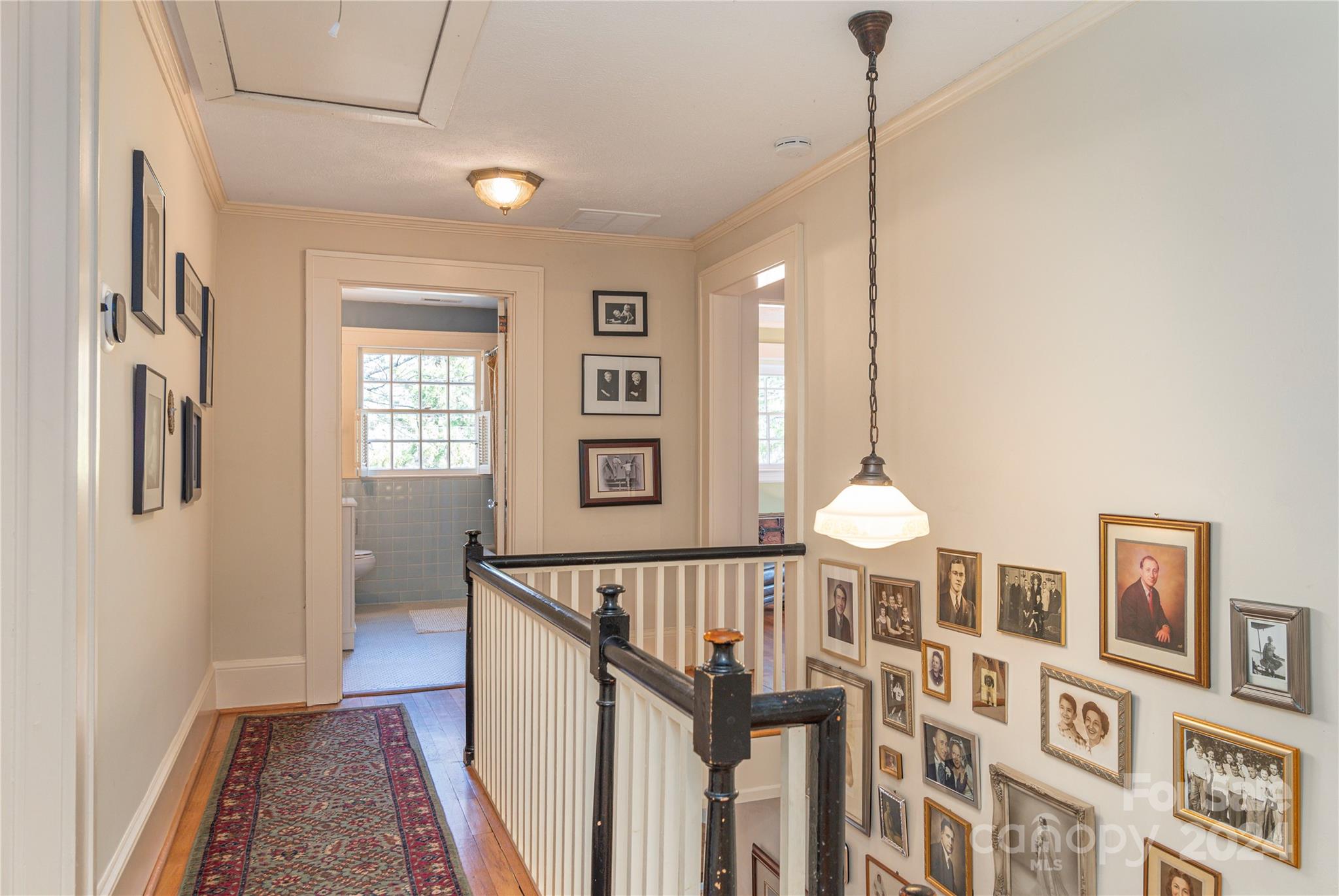 3 Red Oak Road Asheville NC 28804