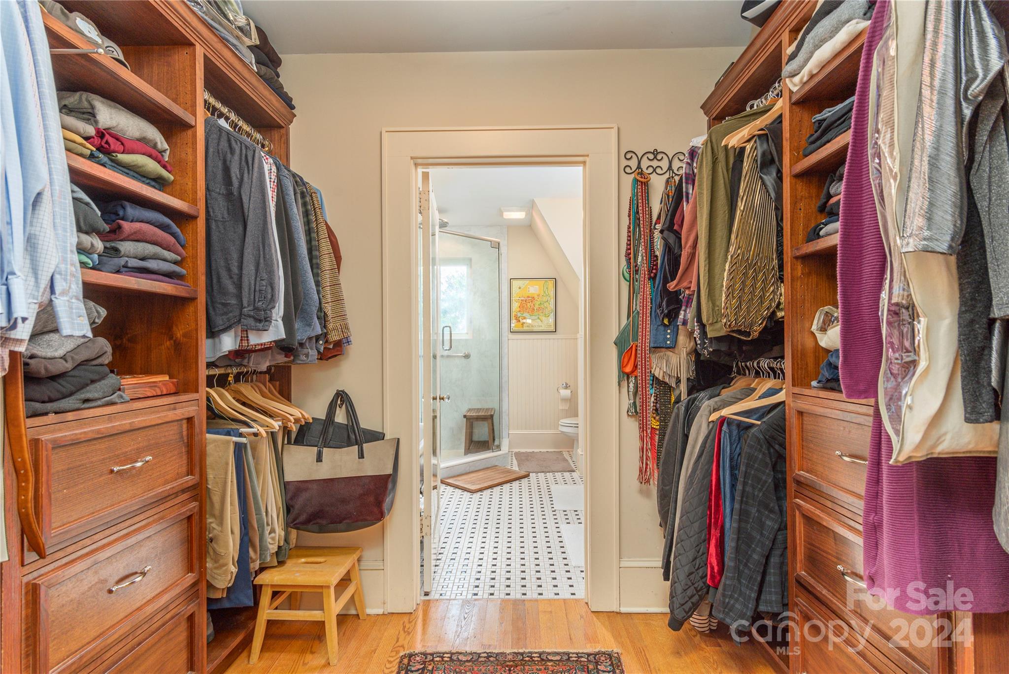 3 Red Oak Road Asheville NC 28804