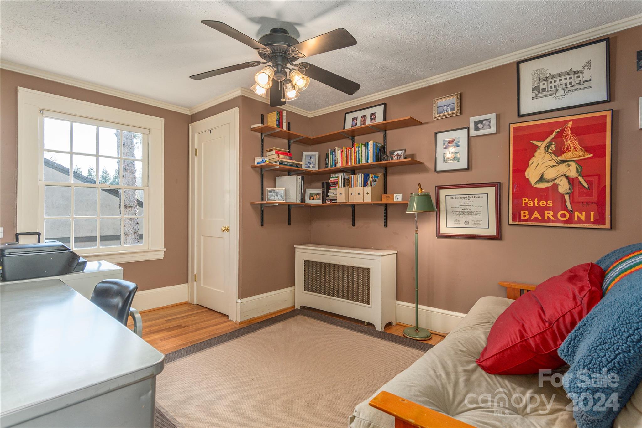 3 Red Oak Road Asheville NC 28804