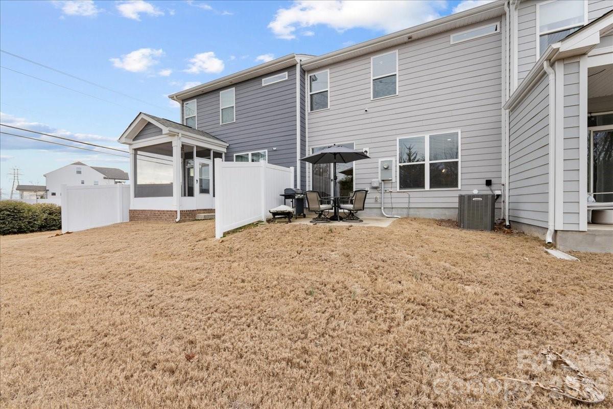 5923 Hampstead Pond Lane Matthews NC 28105