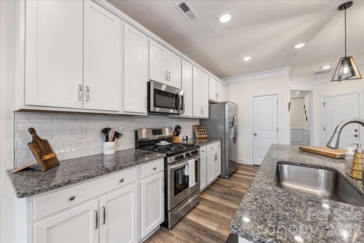 5923 Hampstead Pond Lane Matthews NC 28105