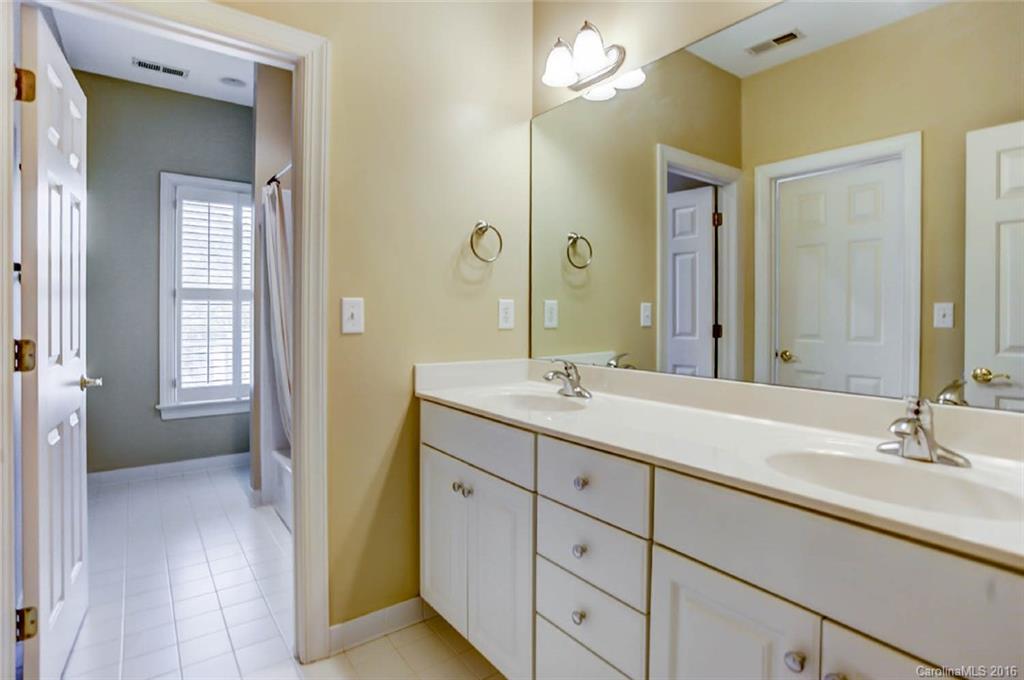 654 Vendue Place Charlotte NC 28226