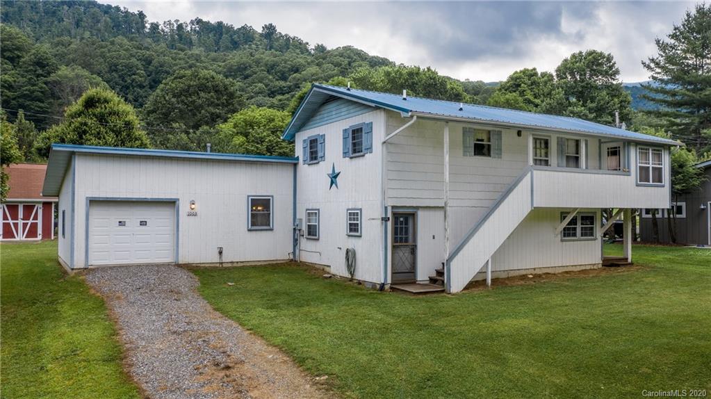 1005 Cattail Creek Road Burnsville NC 28714