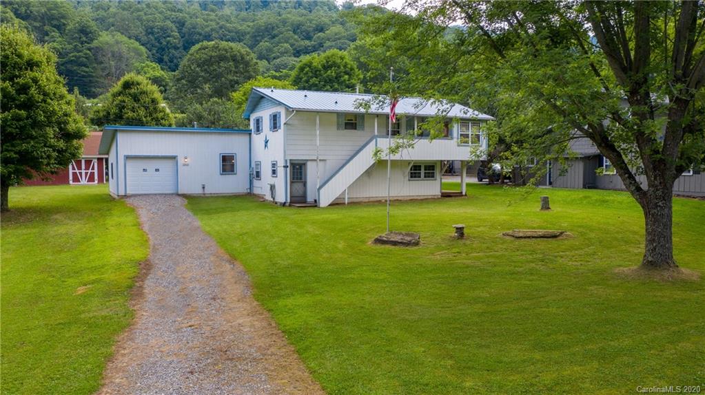 1005 Cattail Creek Road Burnsville NC 28714