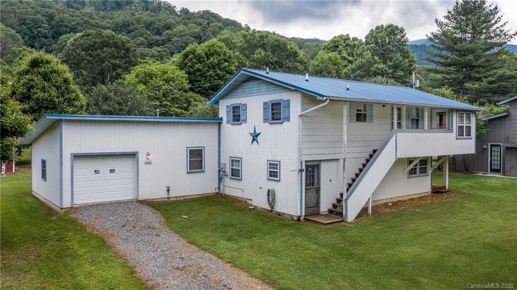 1005 Cattail Creek Road Burnsville NC 28714