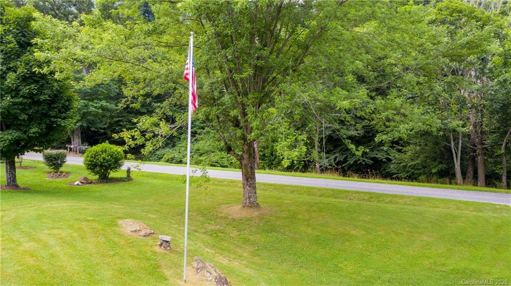 1005 Cattail Creek Road Burnsville NC 28714