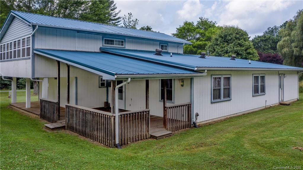 1005 Cattail Creek Road Burnsville NC 28714
