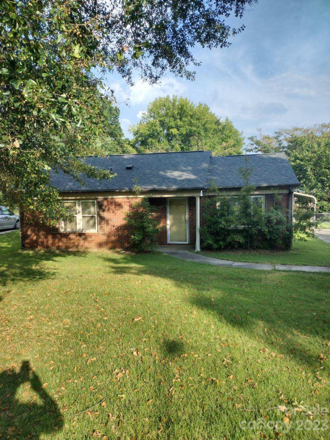 647 Fawnbrook Lane Charlotte NC 28217