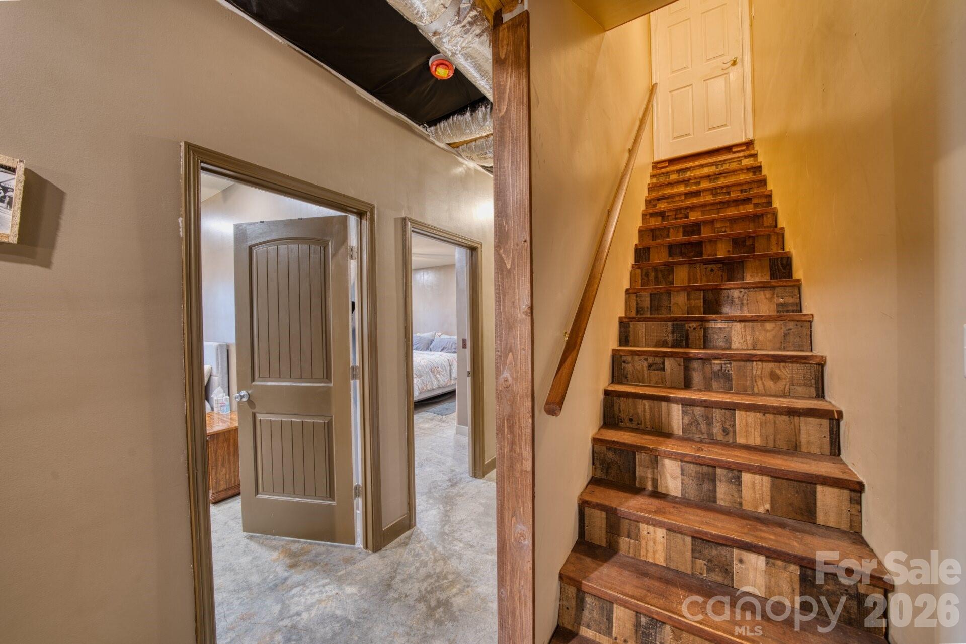 45 Baton Lane Asheville NC 28803