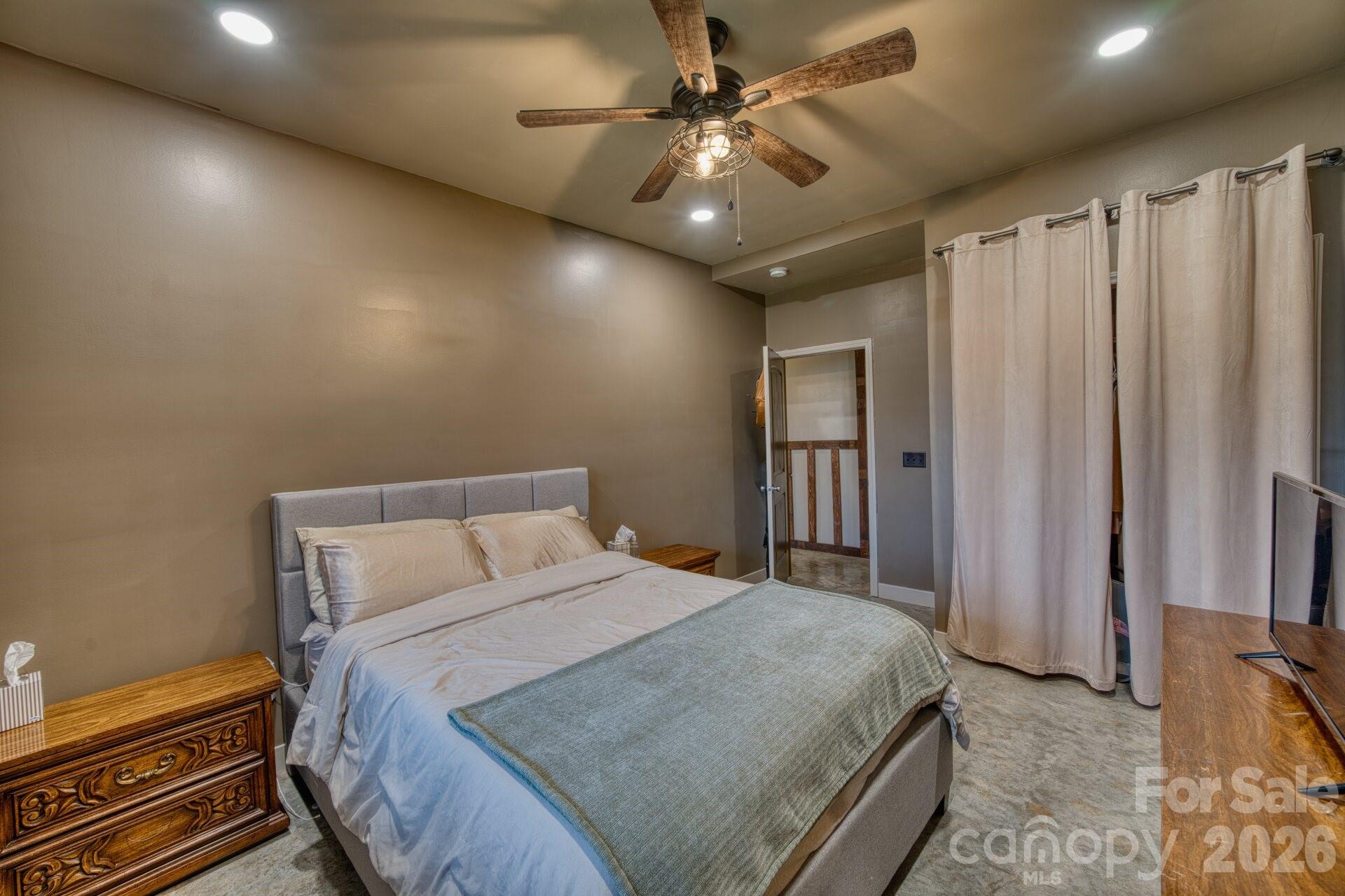 45 Baton Lane Asheville NC 28803