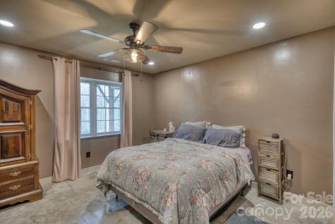45 Baton Lane Asheville NC 28803