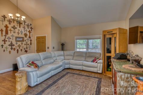 45 Baton Lane Asheville NC 28803