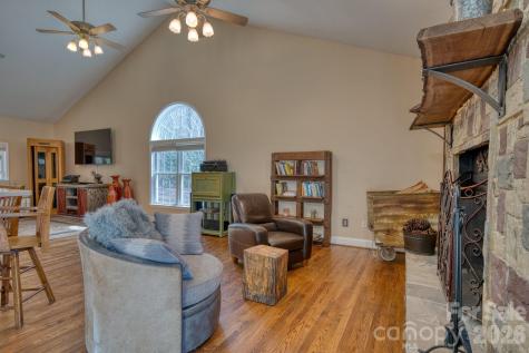 45 Baton Lane Asheville NC 28803