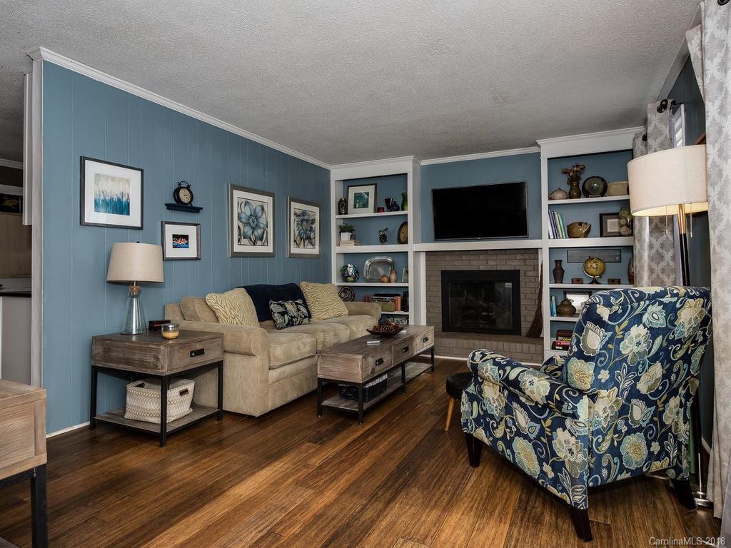11636 Mirror Lake Drive Charlotte NC 28226