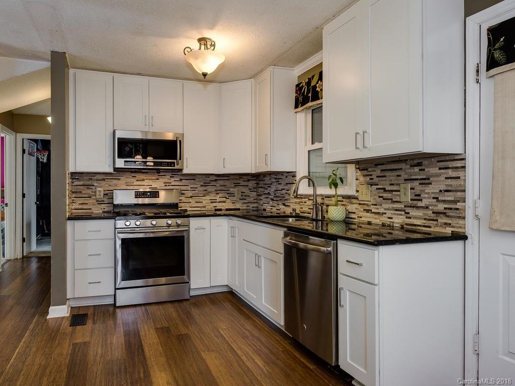11636 Mirror Lake Drive Charlotte NC 28226