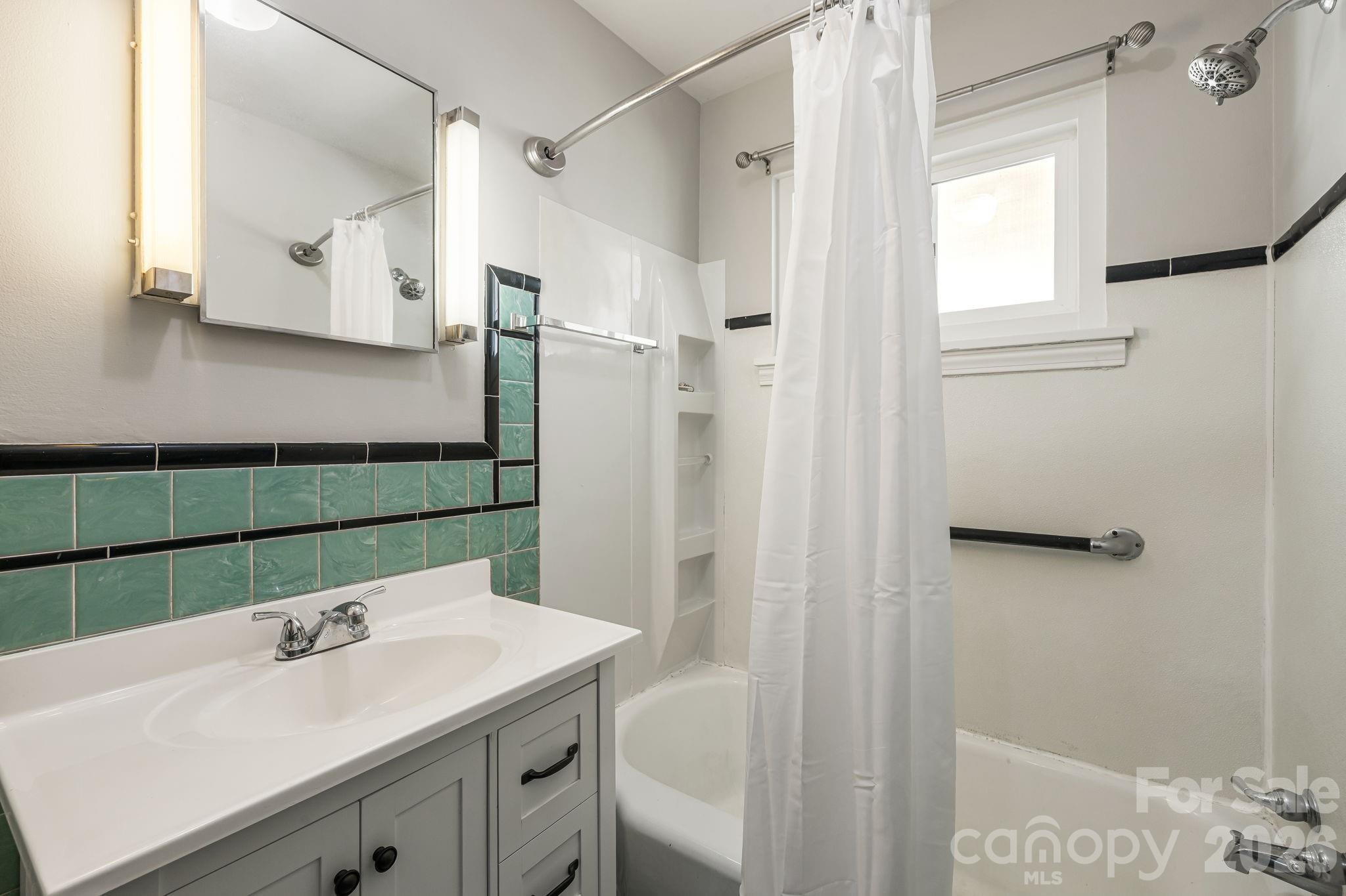 194 Carolina Avenue Brevard NC 28712