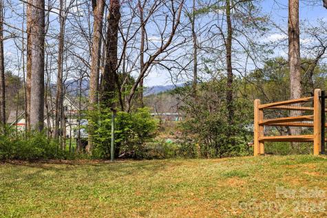 194 Carolina Avenue Brevard NC 28712