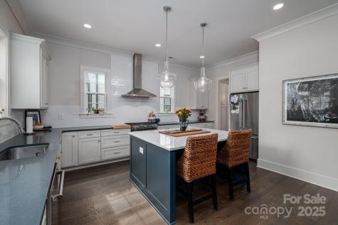 10 Oak Street Belmont NC 28012