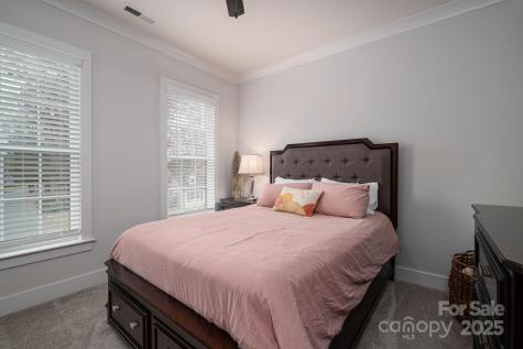 10 Oak Street Belmont NC 28012