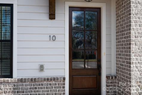 10 Oak Street Belmont NC 28012
