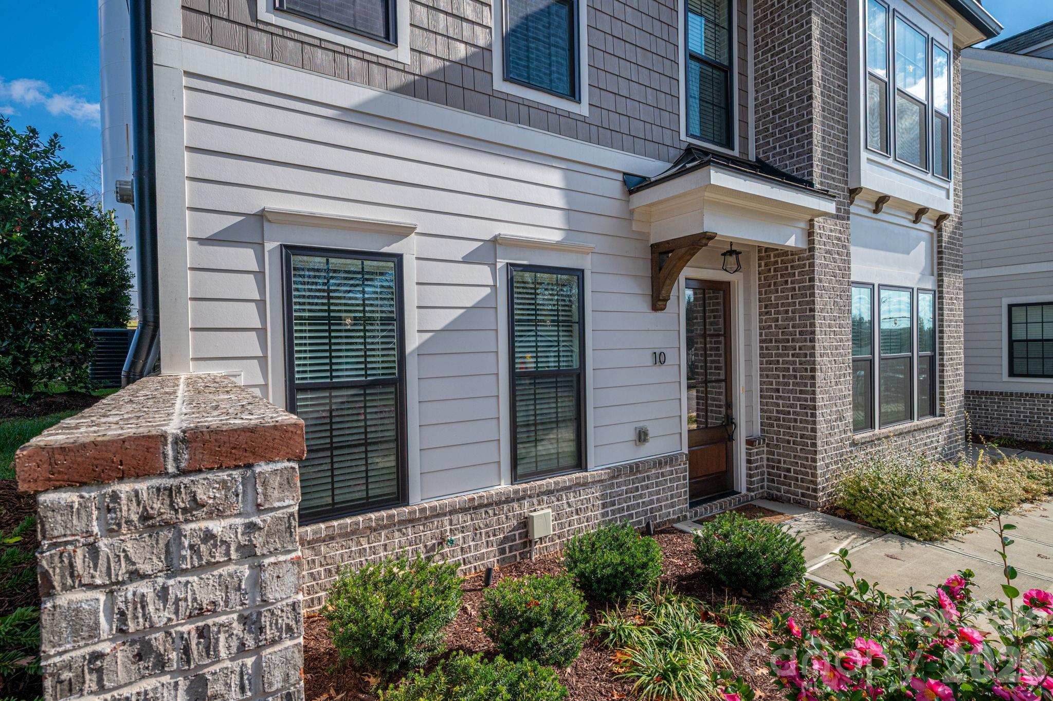 10 Oak Street Belmont NC 28012