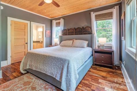 19 Northview Street Asheville NC 28801