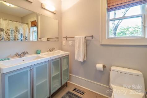 19 Northview Street Asheville NC 28801