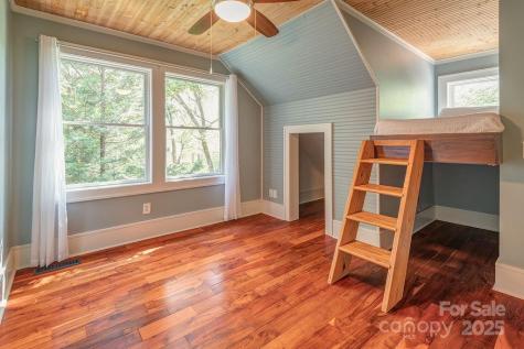 19 Northview Street Asheville NC 28801