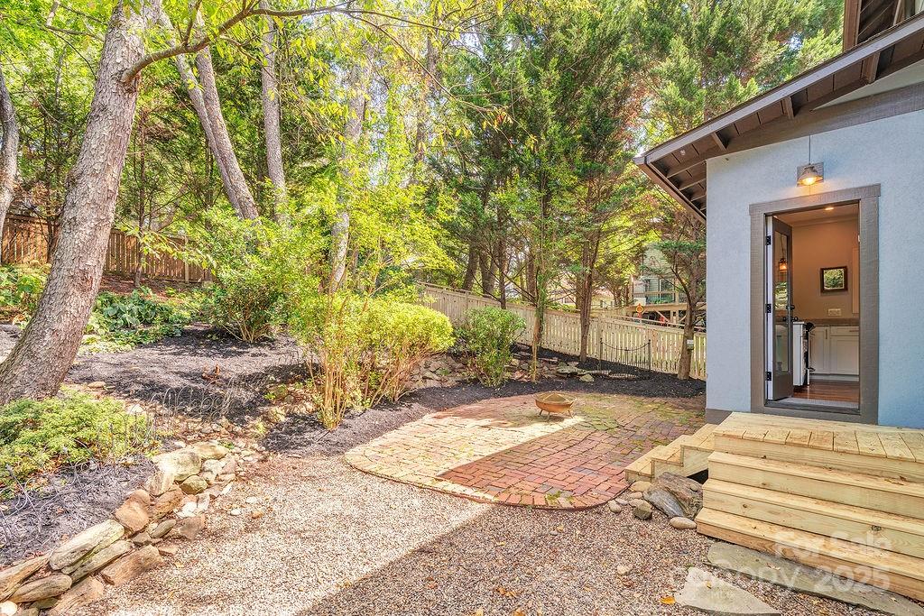 19 Northview Street Asheville NC 28801