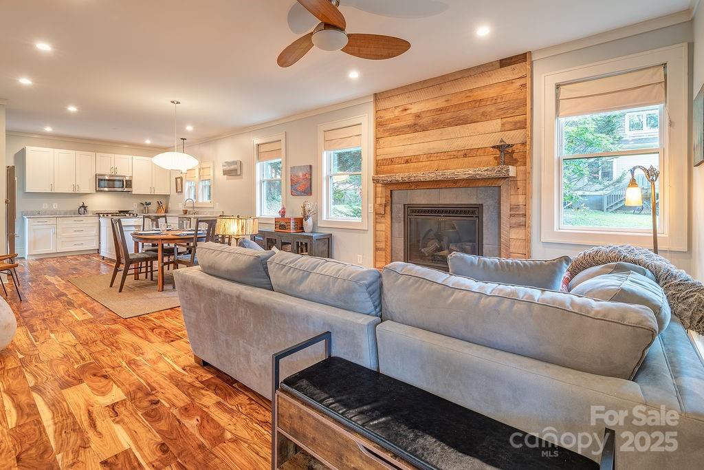 19 Northview Street Asheville NC 28801