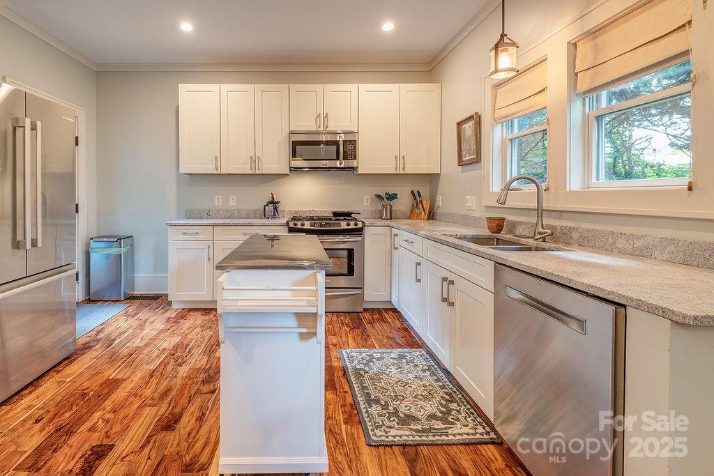 19 Northview Street Asheville NC 28801