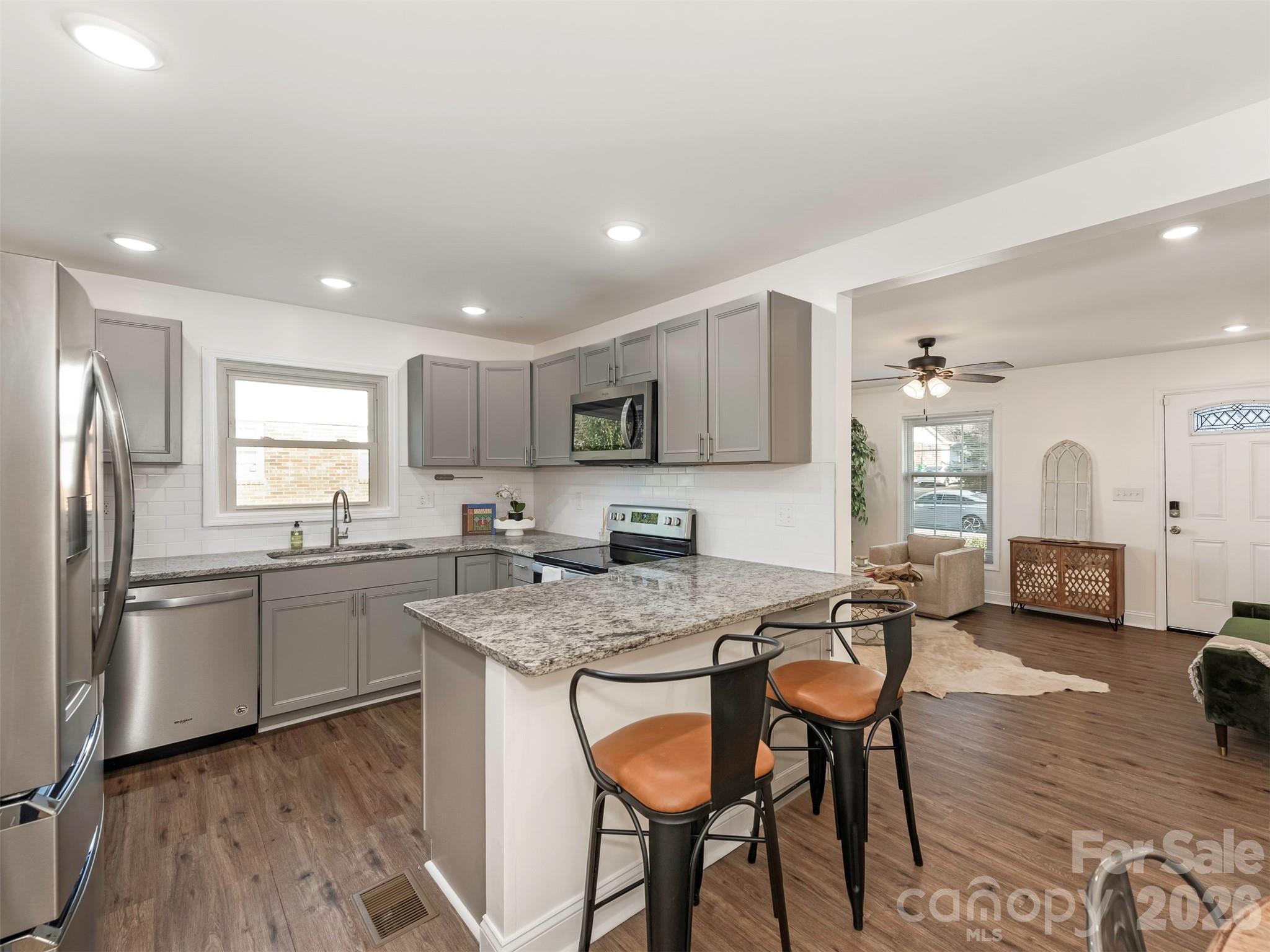 4014 Fieldcrest Road Charlotte NC 28217