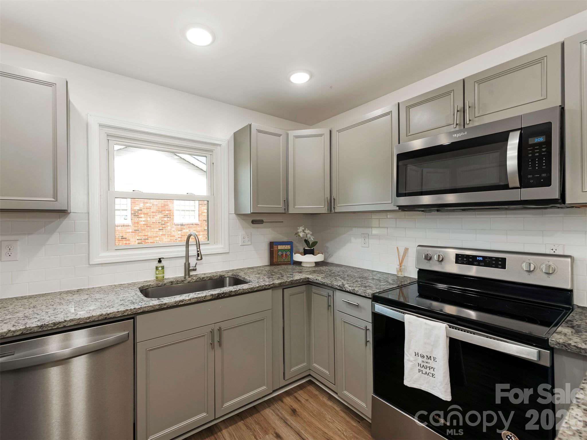 4014 Fieldcrest Road Charlotte NC 28217