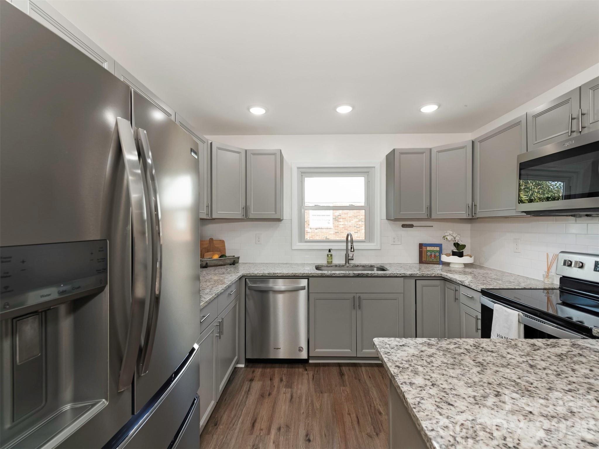 4014 Fieldcrest Road Charlotte NC 28217