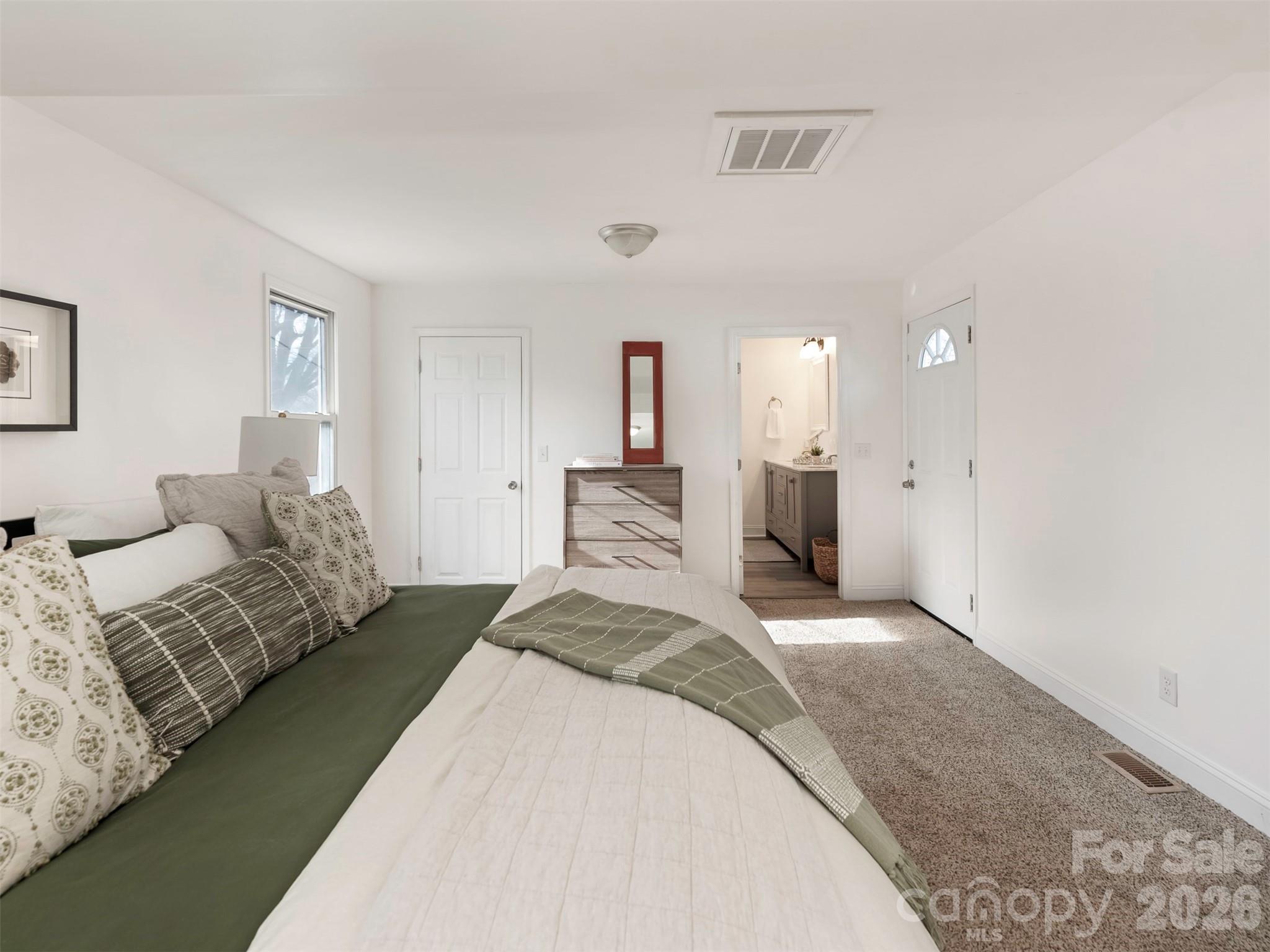 4014 Fieldcrest Road Charlotte NC 28217