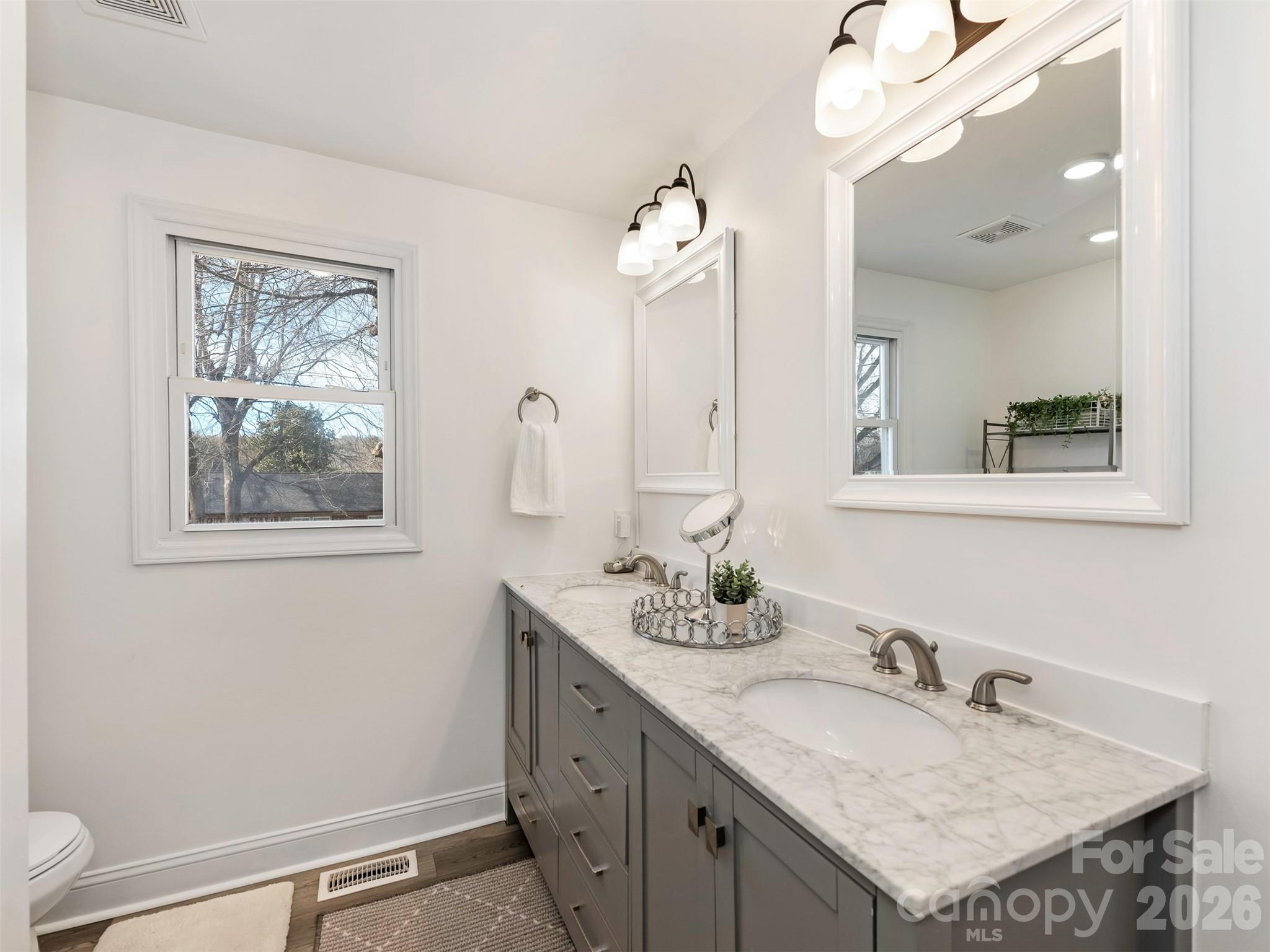 4014 Fieldcrest Road Charlotte NC 28217