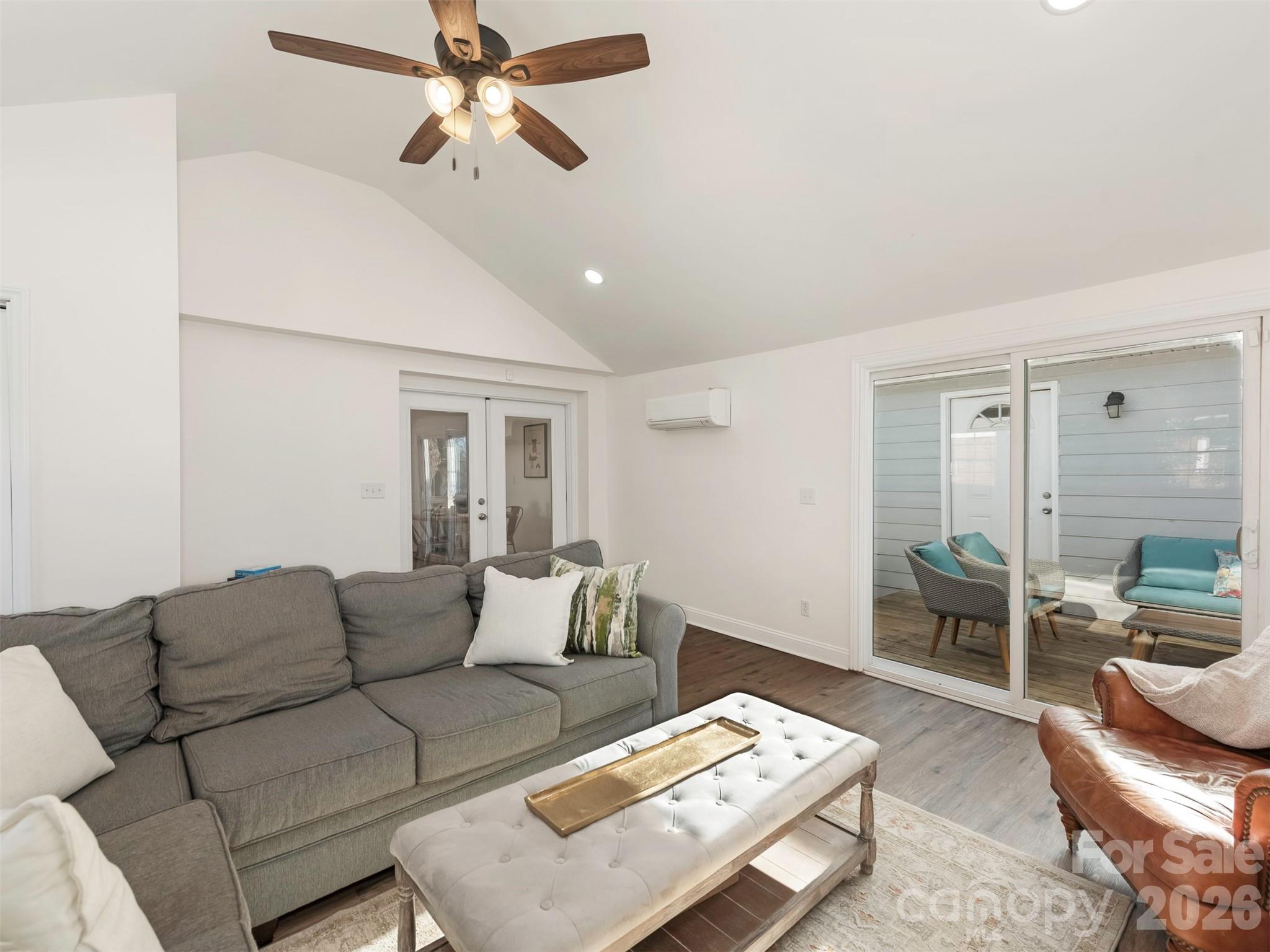 4014 Fieldcrest Road Charlotte NC 28217