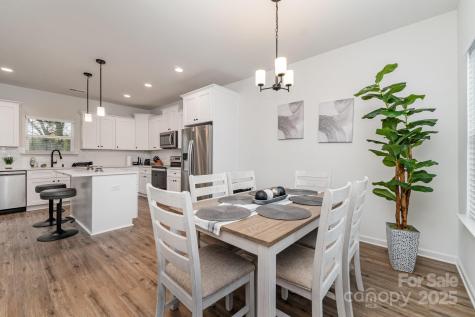 2513 Pruitt Street Charlotte NC 28208