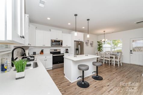 2513 Pruitt Street Charlotte NC 28208