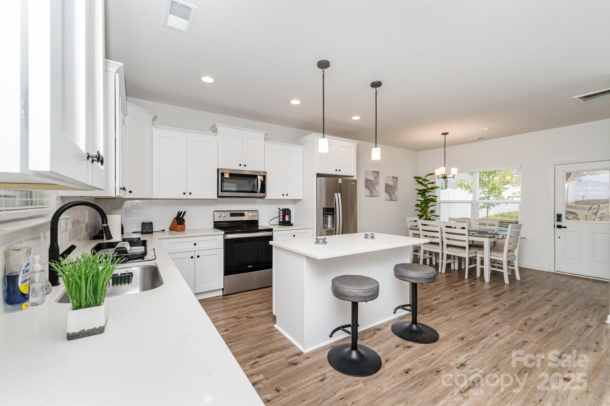 2513 Pruitt Street Charlotte NC 28208
