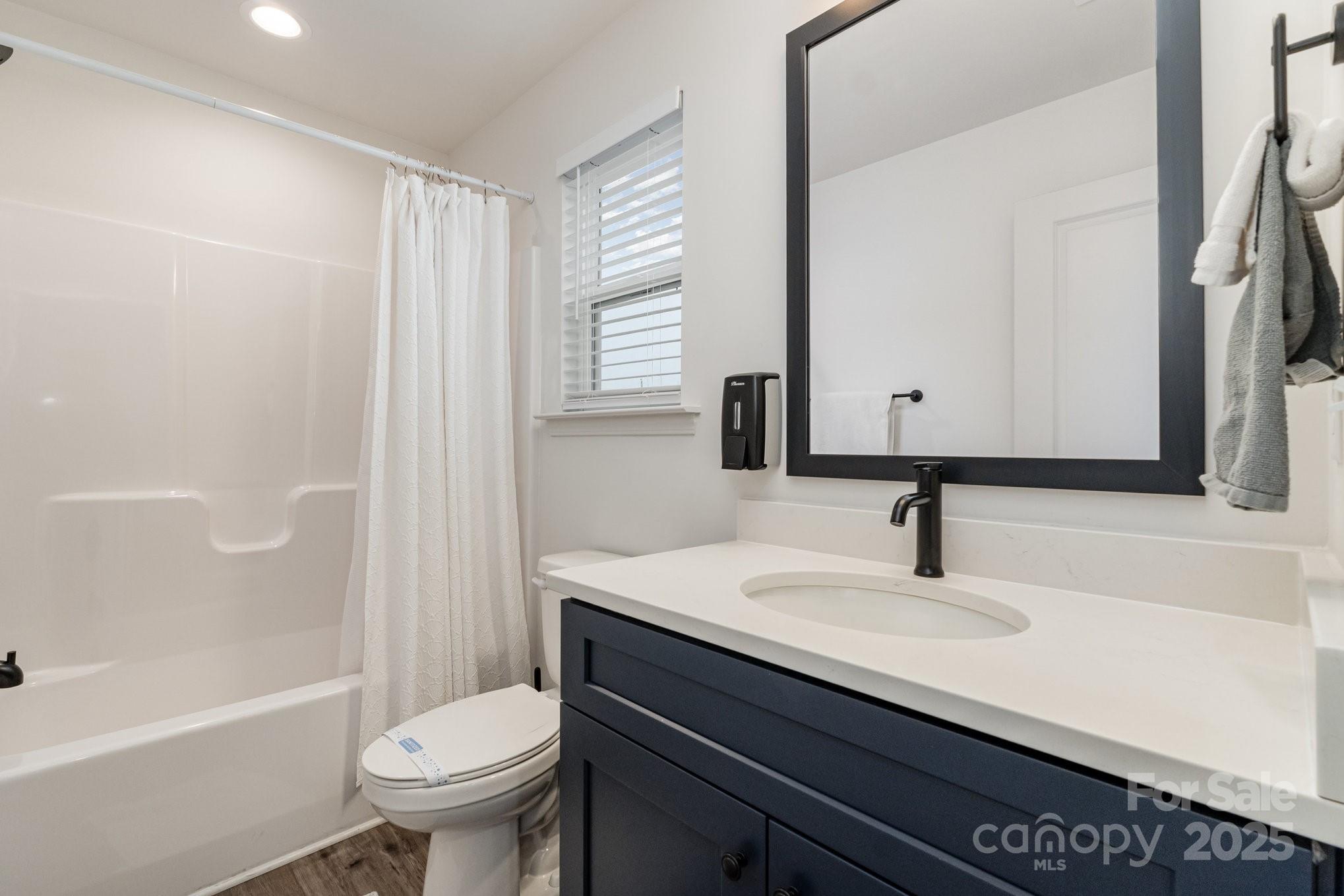 2513 Pruitt Street Charlotte NC 28208