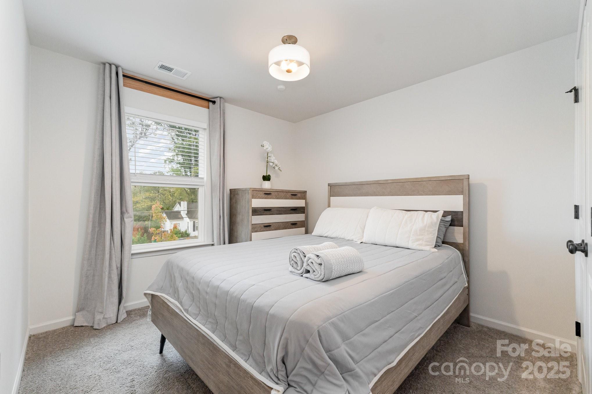 2513 Pruitt Street Charlotte NC 28208