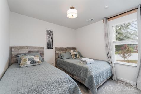 2513 Pruitt Street Charlotte NC 28208