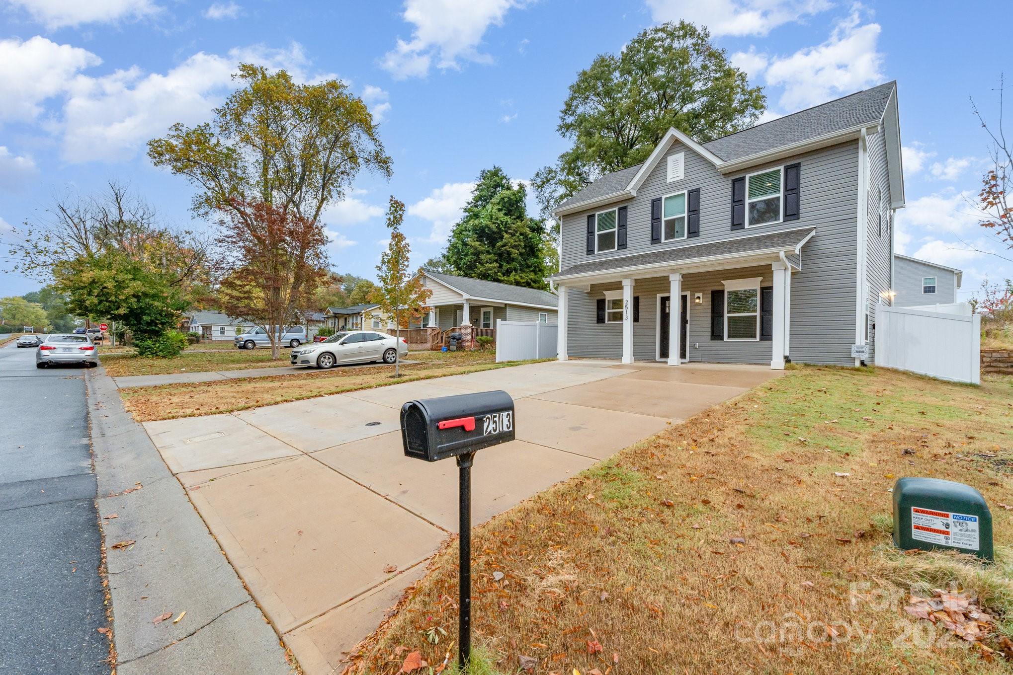 2513 Pruitt Street Charlotte NC 28208