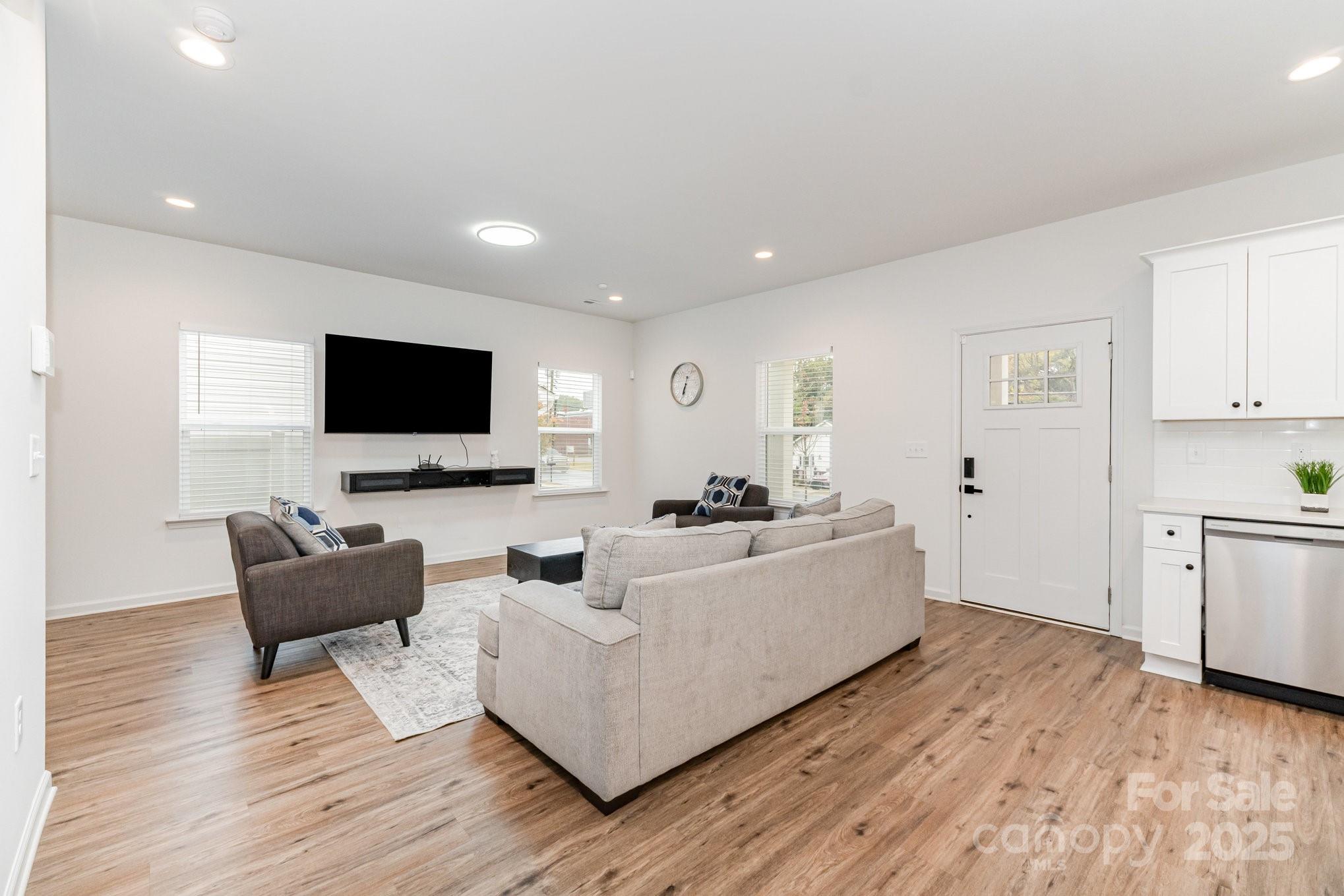 2513 Pruitt Street Charlotte NC 28208