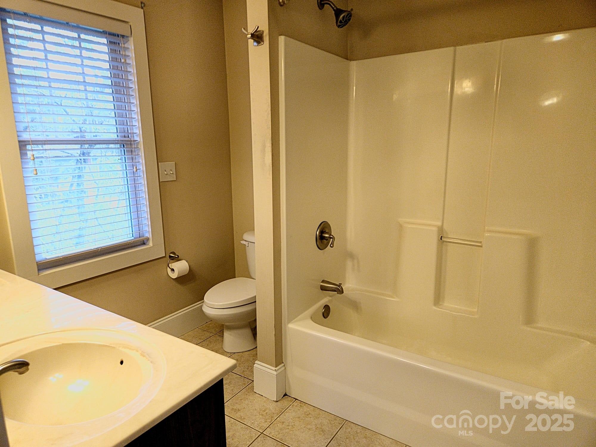 17 Lamar Avenue Asheville NC 28803