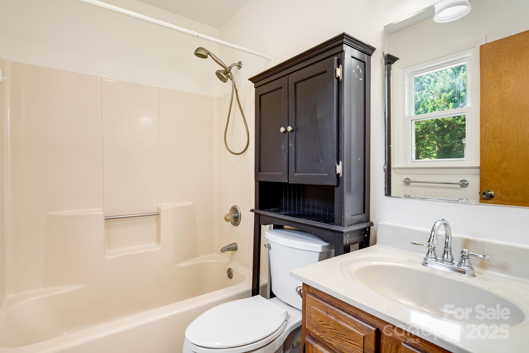 1360 Jupiter Road Weaverville NC 28787